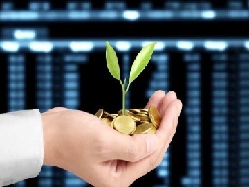 A股收评：近百股涨超9% 军工与PEEK材料领涨